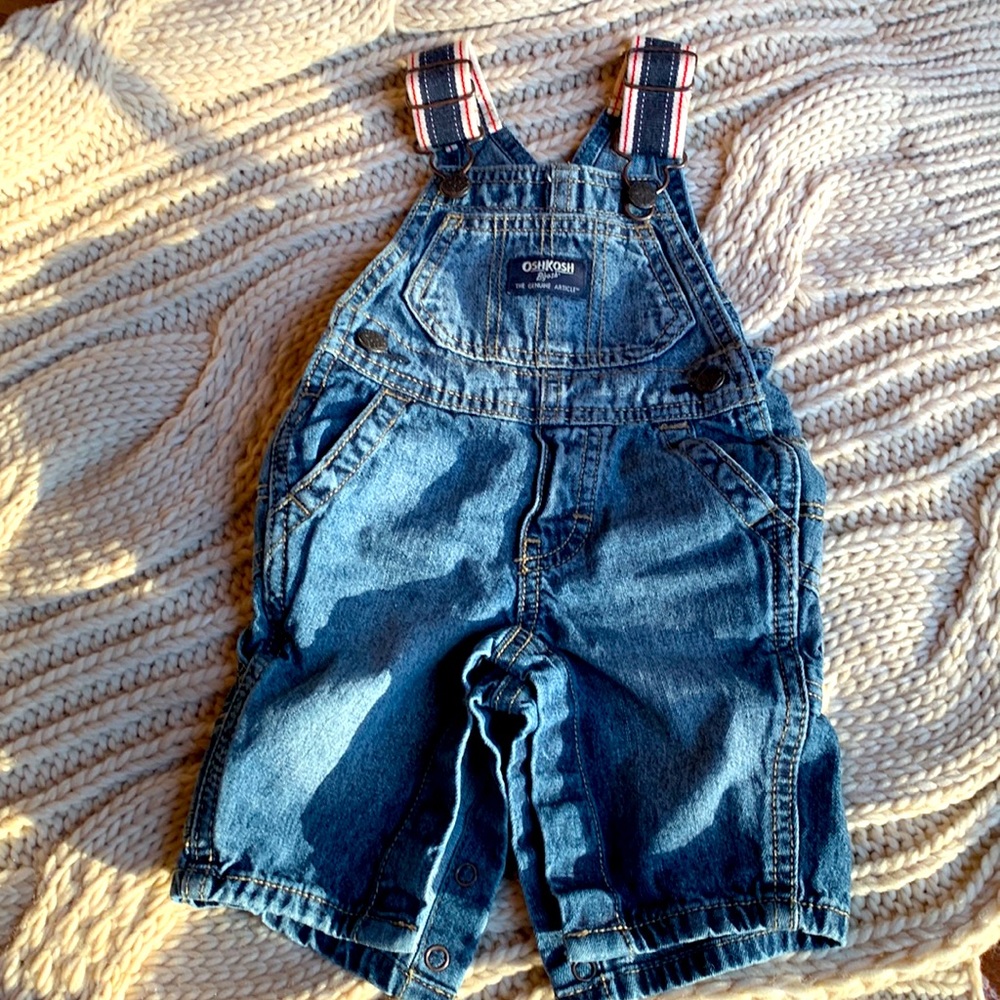 Oshkosh overalls like new size 3 months